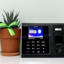 May-cham-cong-Ronald-Jack-RJ3500-ban-wifi