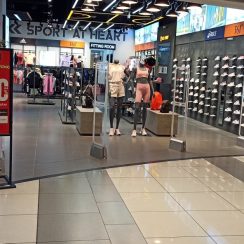 Cổng từ an ninh shop bán hàng