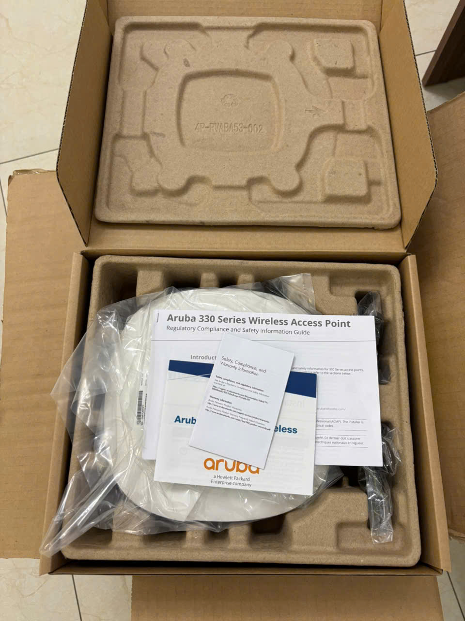 Thiết bị mạng WiFi Aruba AP-335_7 Thiết bị mạng WiFi Aruba AP-335