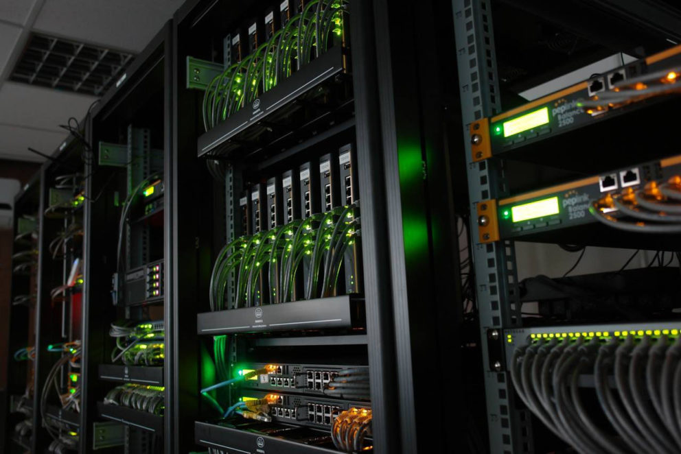 8Gbps-Multi-WAN-12GE-4GE-2-10G-SFP-Router-Balance-2500-8-992x662
