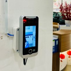 Máy Chấm Công Khuôn Mặt AI09F