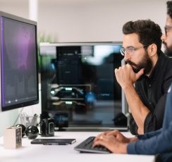 Máy Chủ AI NVIDIA DGX H200