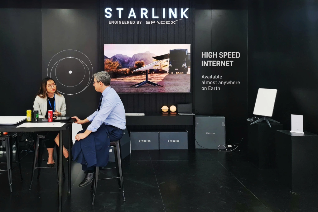 Gian hàng trưng bày của Starlink tại Ngày hội đổi mới sáng tạo Việt Nam, tháng 10/2023.
